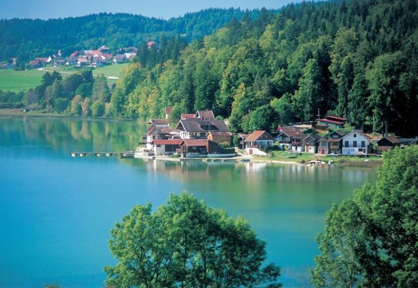 Saint-Point’s lake